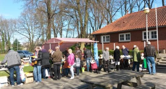ROMMELMARKT Rommelmarkt geslaagd Afgelopen zaterdag hield Rigtersbleek de voorjaarsrommelmarkt.