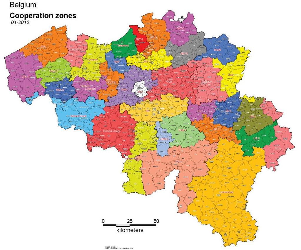 De Conceptnota Basisbereikbaarheid deelt het grondgebied van het Vlaams gewest op in 12 vervoerregio s (zie supra).