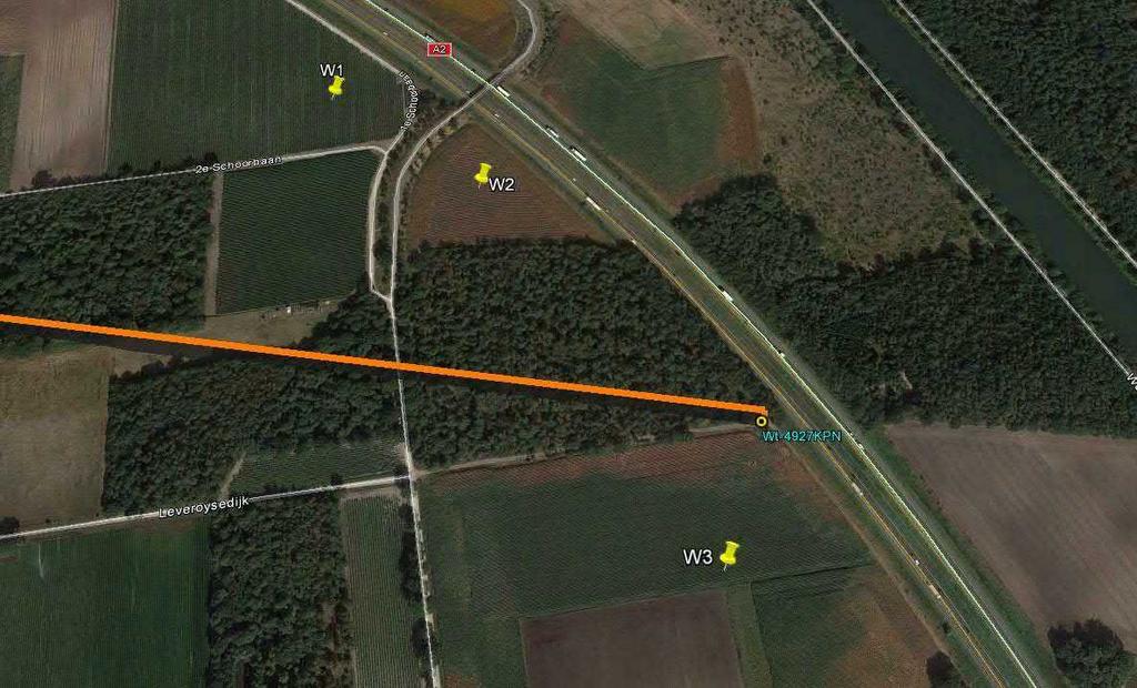 BIJLAGE 1 KPN Opstelpunt / verbinding Overzicht straalpaden: De straalverbinding van KPN loopt door het plangebied(oranje lijn). Voor W1 en W2 geen probleem.