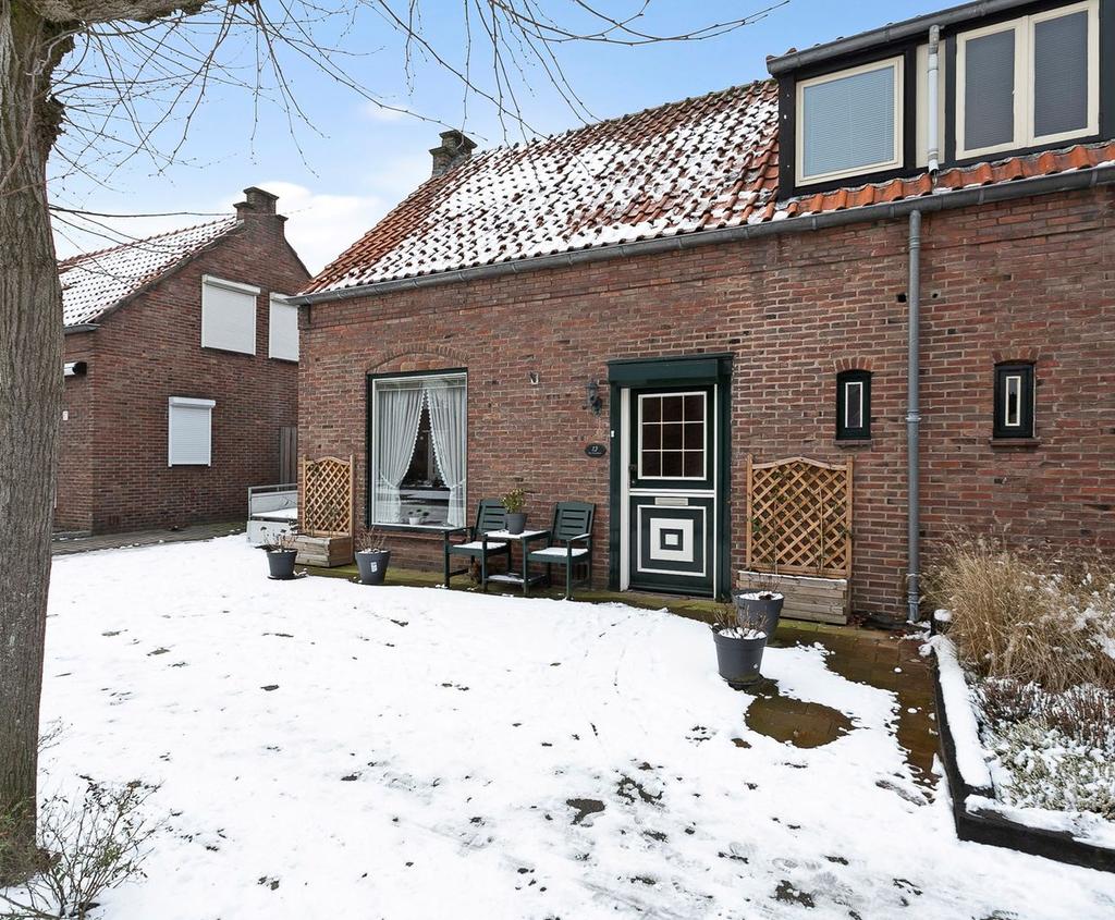 2-o-1 kapwoning met garage TE KOOP: