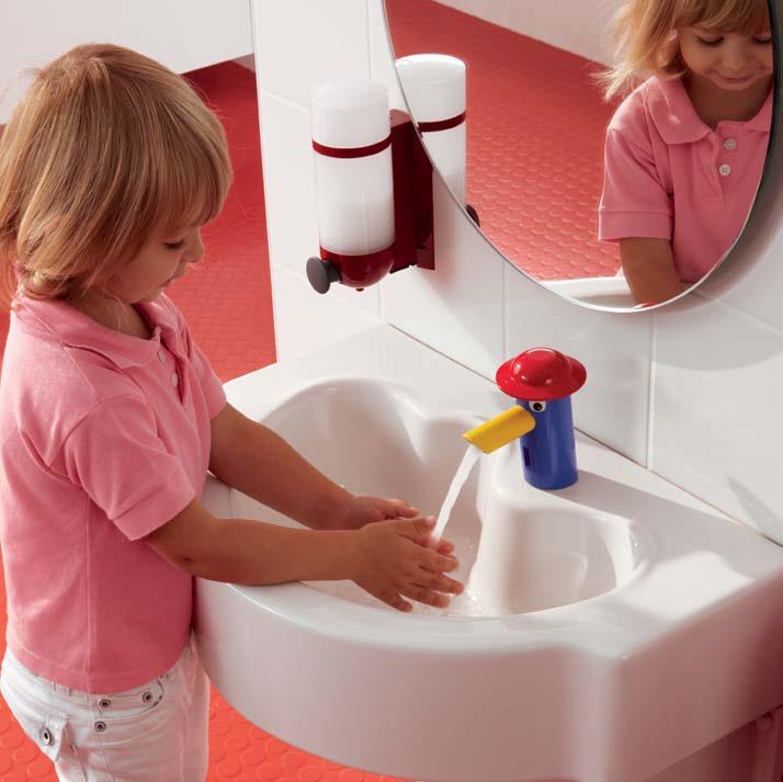 Nog makkelijker handen wassen met de Sphinx 300 Kids infrarood kinderkraan.