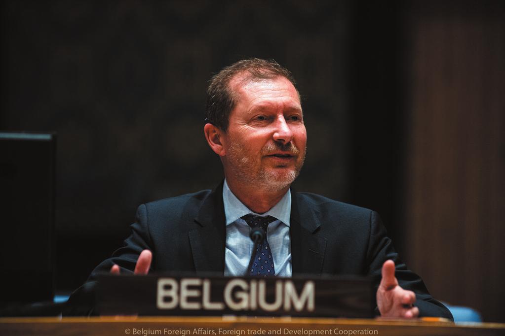 MARC PECSTEEN: ER IS BINNEN VN-VREDESOPERATIES VEEL TEN GOEDE VERANDERD SINDS DE JAREN 1990 Marc Pecsteen is de Belgische vertegenwoordiger bij de VN- Veiligheidsraad in New York.