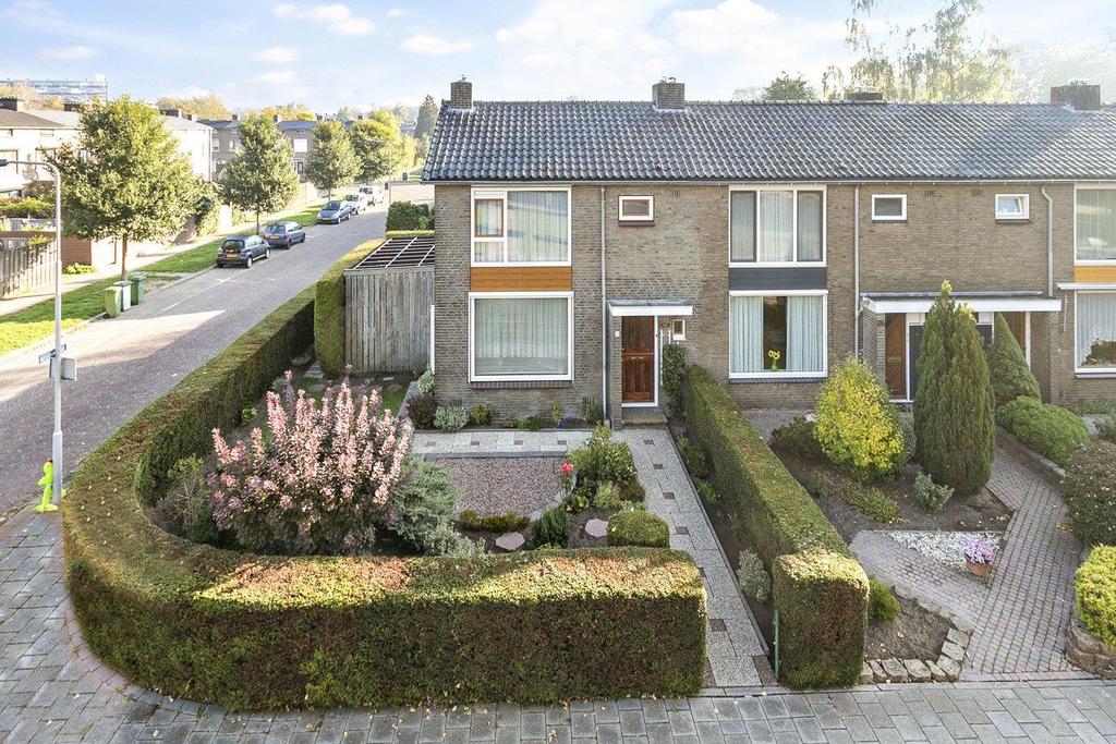 Van Borselenstraat 33, 6826 NH