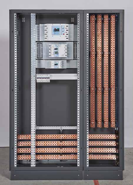 Bevestigingssteun voor frontplaten (meegeleverd met een XL³ S 630 behuizing). Kit voor interne aanbouwmodule.