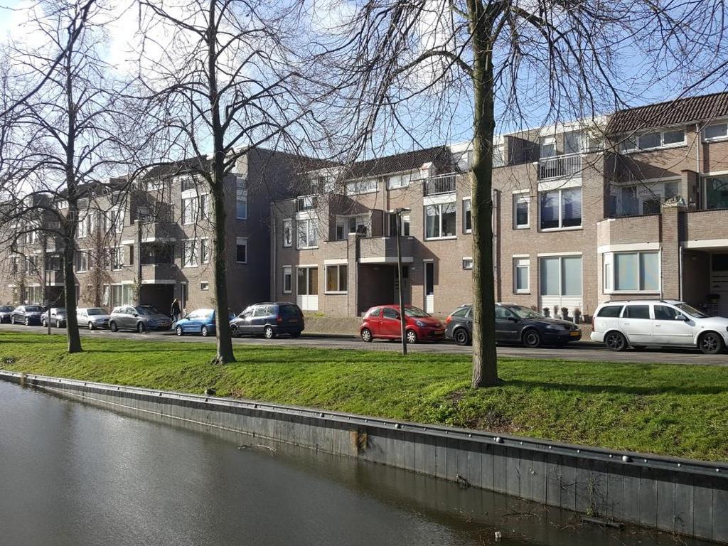 TE KOOP MARKERKADE 48 PURMEREND AANTREKKELIJK 3 KAMER-APPARTEMENT OP BOVENSTE VERDIEPING TOTAAL CA.