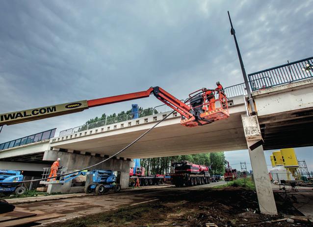 Engineering ABT Betononderhoud Vogel Aanpak brugdek De wegindeling, bestaande uit twee fietspaden aan de buitenzijden en een rijbaan van 7 m in het midden van de brug, blijft behouden.