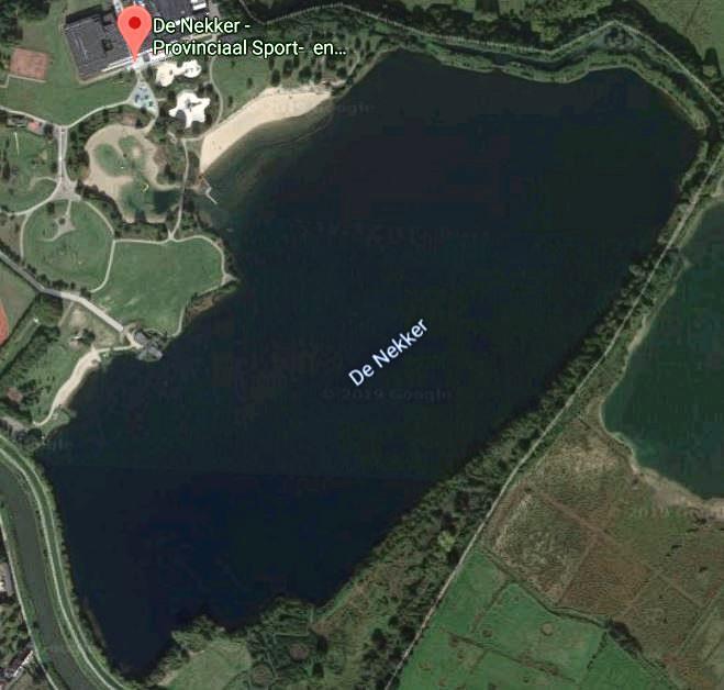 4 duikparcours in De Nekker Src: Google maps 1 2 2 3 The Playa The Mystery Zone 1 4 3 4 470 m The Classic The Forest Vertrek/départ: 1 2 3 4 Aankomst/arrivée: 1 2 3 4 Groene