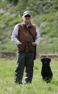 Ik ben Jan Weijers uit Groesbeek en gevraagd om deze dag als jachthondenkeurmeester te fungeren en voldoe graag aan dit verzoek.