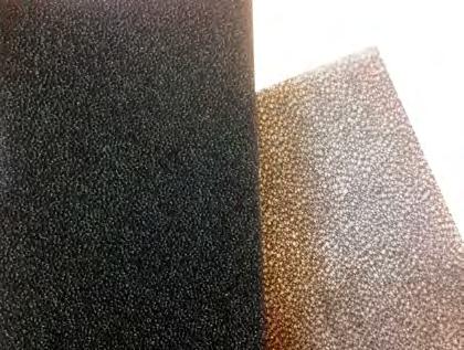 PPI FILTERDOEK Zwart geschuimd polyester filterdoek 9 FILTERDOEK PPI betreft een zwart filterdoek dat wordt vervaardigd van geschuimd polyester.