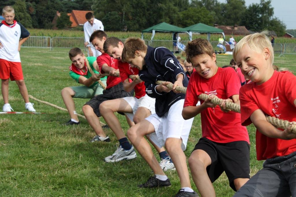 OEFENEN Oefenen sportfeesten Om jullie helemaal klaar te stomen voor de sportfeesten, hebben we enkele oefenmomenten ingelast.