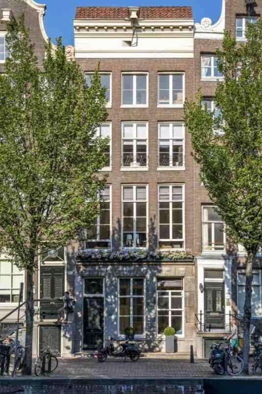 Dokter makelaars De juiste keuze Dokter makelaars is gevestigd midden in Amsterdam aan de Prinsengracht en is in 1989 opgericht door René Dokter.
