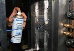 Anti-Hecht Spray Siliconenvrij glij- en anti-hechtmiddel De hoogwaardige samenstelling uit zuivere natuurproducten geven een groot glijeffect en verhinderen de