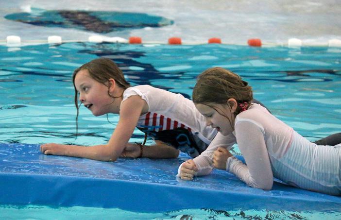 Verantwoordelijkheid Het Twentebad/ Hengelo Sport, de zweminstructeurs, de school, de groepsleerkrachten hebben een gedeelde verantwoordelijkheid.