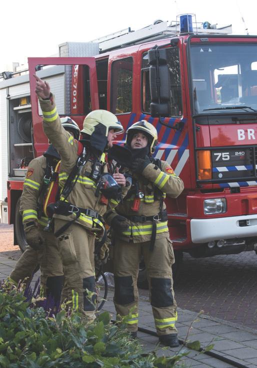 UIT DE PRAKTIJK: Samen oefenen met de brandweer Leerzaam voor bewoners, medewerkers en brandweer Bewoners van Het Anker in Putten weten inmiddels wat het is; de regelmatig terugkerende