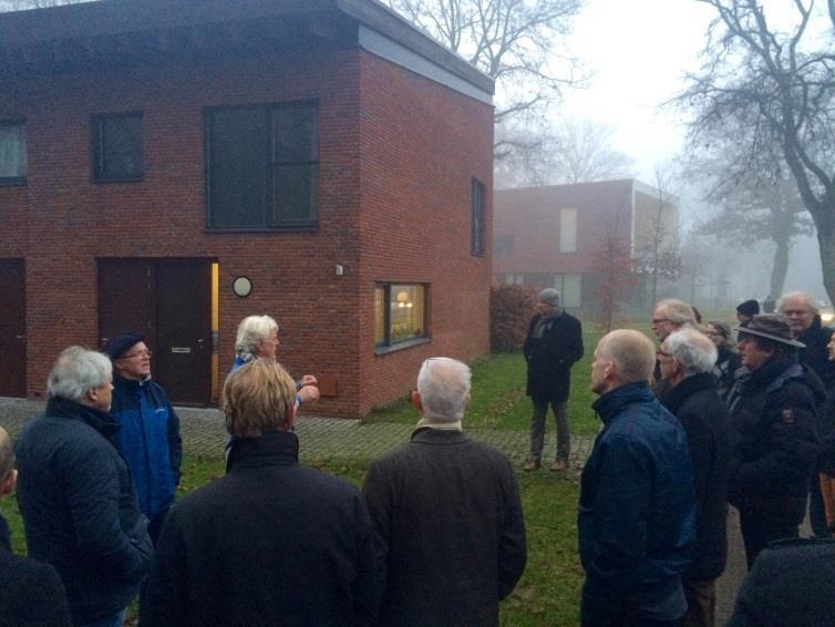 - 16:45: Uiteenzetting vergezichten door Jan Provoost, gemeente Renkum. - 16:55: In twee groepen de toekomstdromen voor Doorwerth in beeld brengen. Experts trekken zich terug en beraden de situatie.