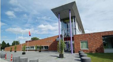 Cultuurhuis Gemeente Utrechtse Heuvelrug/Leersum/ Sport- en Cultuurcentrum De Binder geopend in 2007 Participanten: Bibliotheek, kinderopvang, Welzijnsstichting,sporthal en een theaterzaal.