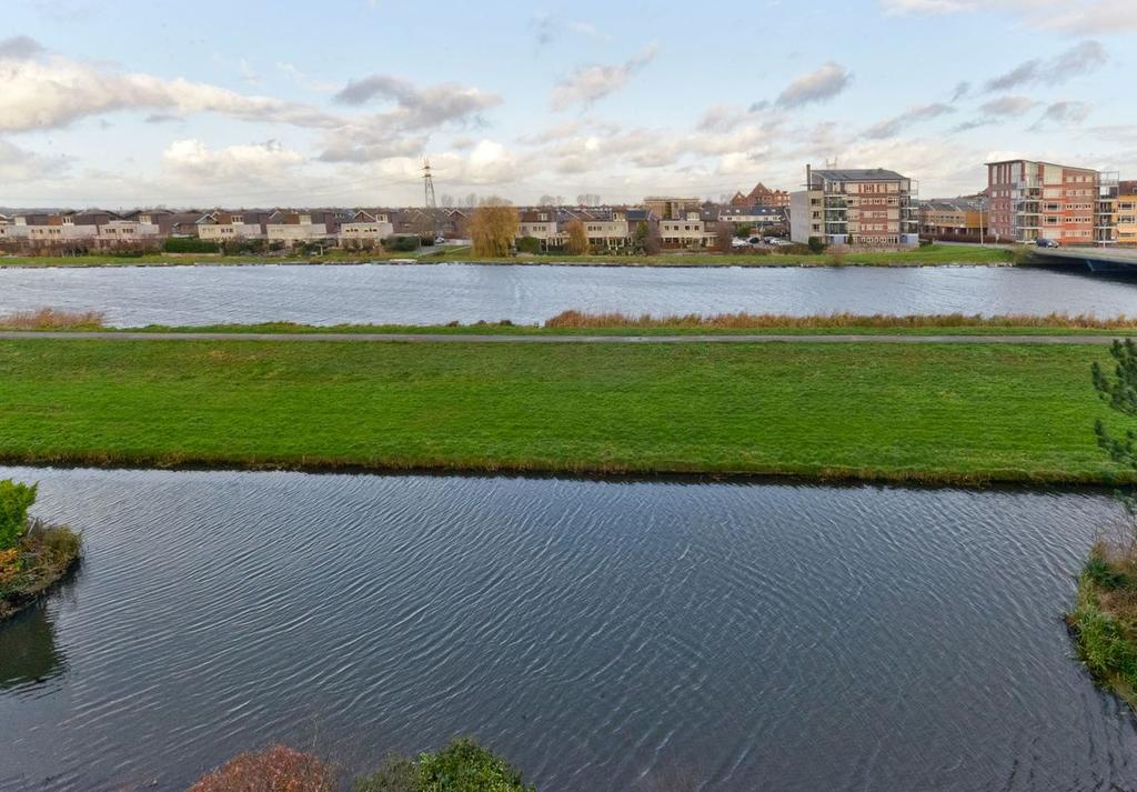 Met mooi uitzicht LEIDERDORP Poldertocht 52 vraagprijs