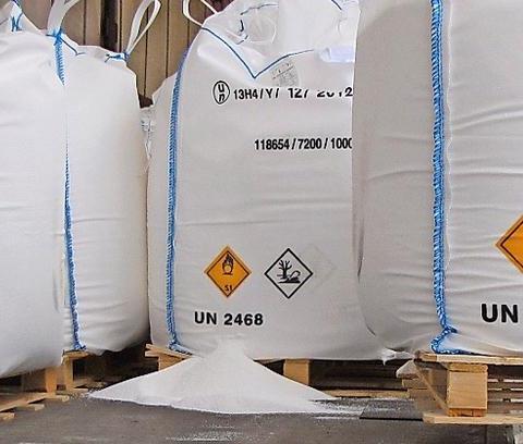 Scenario: aanrijden verpakking S1 De verpakking met gevaarlijke stoffen of CMR-stoffen wordt aangereden waardoor de stof vrij komt uit de verpakking.
