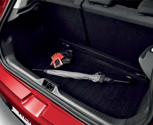 Inrichting van de bagageruimte 02 01 03 01 EasyFlex modulaire bescherming van de bagageruimtevloer Een onmisbare bescherming voor de bagageruimte van de auto en voor het vervoeren van grote