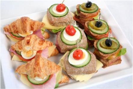 clubsandwich, focaccia, Osiris zuurdesem, ciabatta, of mini croissant