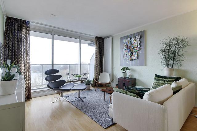 Ruim 3-kamer appartement van 81 m2 met panoramisch uitzicht over de Sloterplas en het Sloterpark!