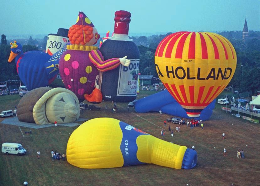 Als burgemeester van gemeente De Fryske Marren ben ik trots op de historie van de Friese Ballonfeesten, op Joure ballooncity, op de prachtige vergezichten die een ballonvaart biedt en vooral op de