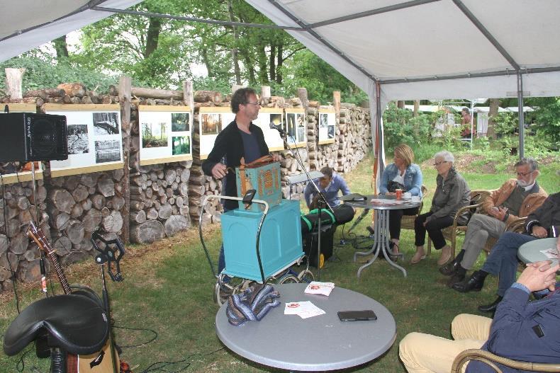 die een natuurbegrafenis op Weverslo hebben meegemaakt, of die gekozen hebben voor een grafplek op Weverslo.