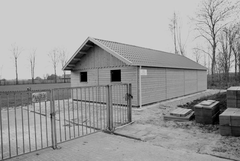 Nieuwbouw Berging Zoals een ieder waarschijnlijk wel weet is het bestuur bezig met de realisatie van een nieuwe berging, waaruit ook beperkte catering