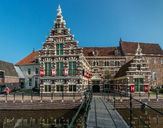 MUSEUM FLEHITE PROJECTEN VOOR PO - GROEPEN 1 T/M 8 Museum Flehite, het stadsmuseum van Amersfoort, is al jarenlang dè aanbieder van erfgoedprojecten voor het primair onderwijs.