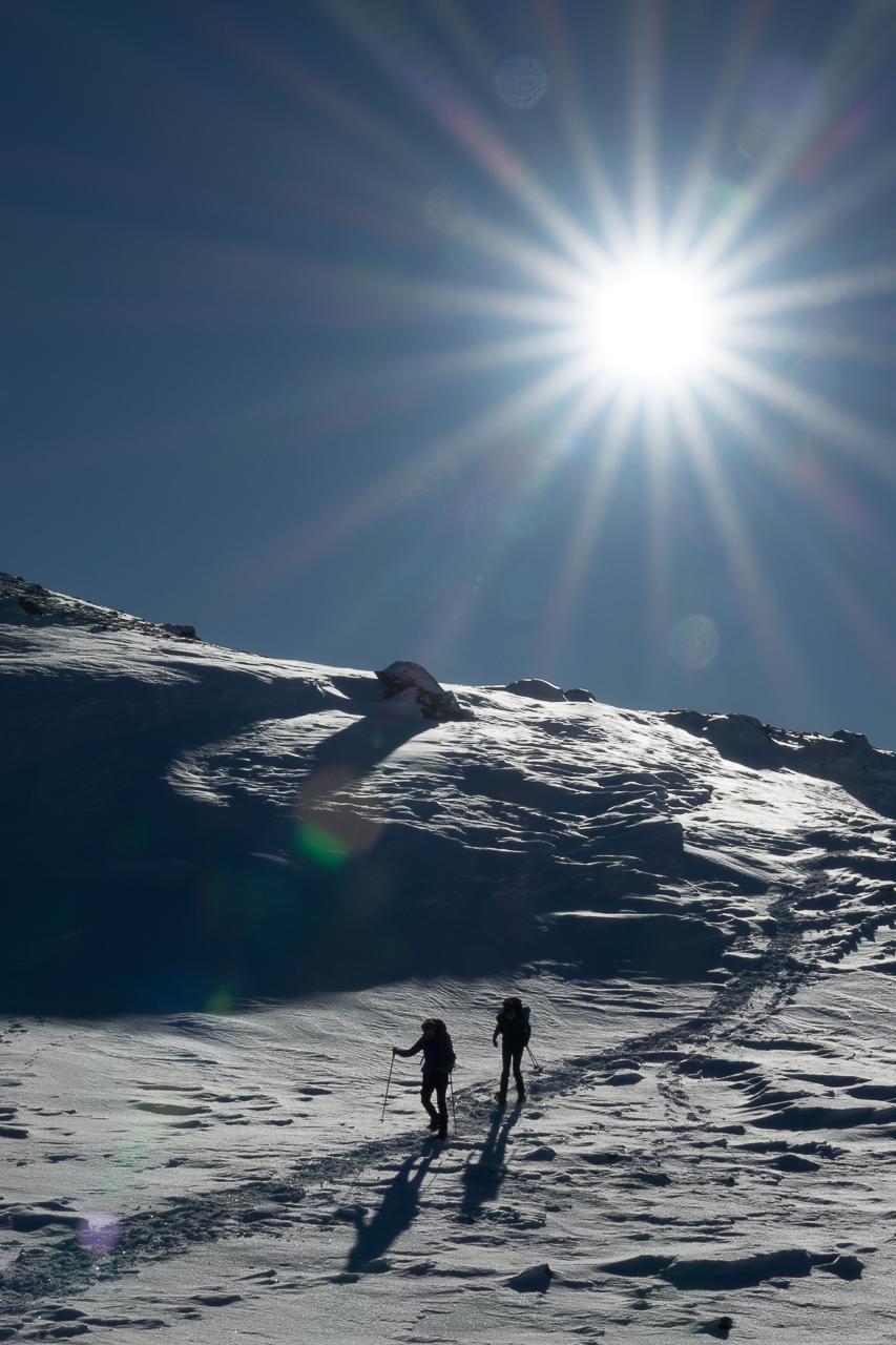 Globaal programma do 12 maart 2020 Heenvlucht Amsterdam-Tromsø, transport naar huisje in Tromsø. vr 13 maart Materiaal verdelen en korte inloop het terrein in.