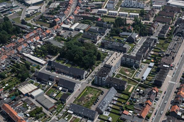 Den Beenaert Sint-Niklaas en toegankelijke buitenruimte in combinatie met praktische en duurzame woningen met aandacht voor privacy en leefbaarheid.