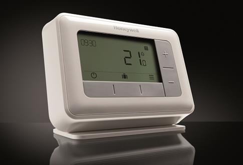 Het intuïtieve bedieningspaneel zorgt voor eenvoudig instellen en aanpassen De modulerende temperatuurregeling verbetert de energieefficiëntie Optimaliserende functies leren zelf hoe uw woning warm