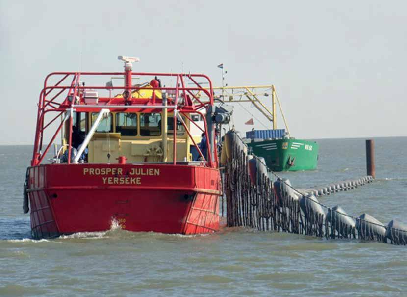 Najaarsvisserij In tegenstelling tot de jaren 2010 en 2011 was er in de zomer van 2012 een goede zaadval van mosselen in de Waddenzee. Daardoor was er in het najaar van 2012 een succesvolle visserij.