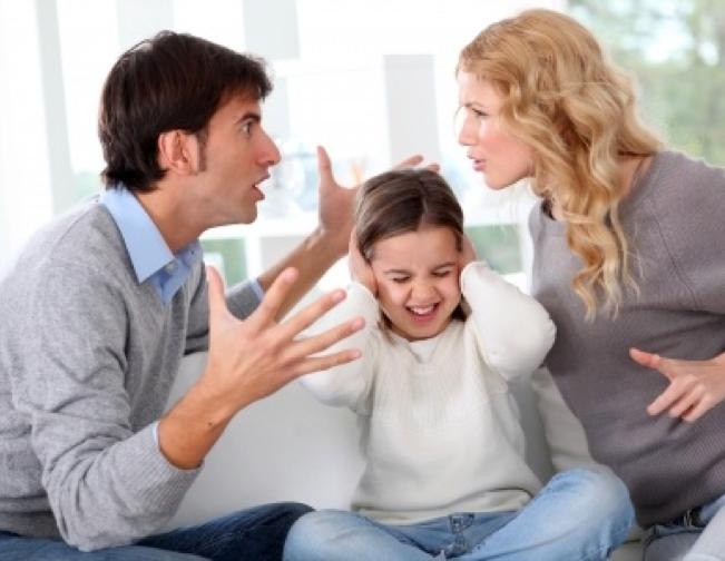 4 Effecten van hoogconflictueus ouderschap Ouders spreken niet meer met hun