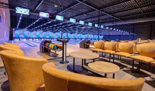 Bij Dolfijn kun u terecht voor een gezellig en sportief middagje of avondje bowlen. Op onze 24 moderne bowlingbanen kan jong en oud zich vermaken.