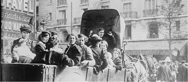 Philips & Rode Kruis: gezamenlijke geschiedenis Eerste samenwerking tijdens eerste wereldoorlog: opvang vluchtelingen uit België Ruim 90 jaar vaste relatie Philips en