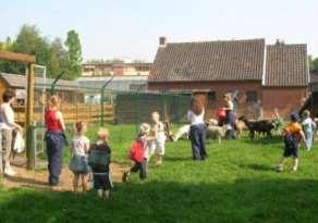 We maken een mooie wandeling tot aan De Bogaard. Verzamelen om 13.15u aan de roze zetel in de hoofdinkom.