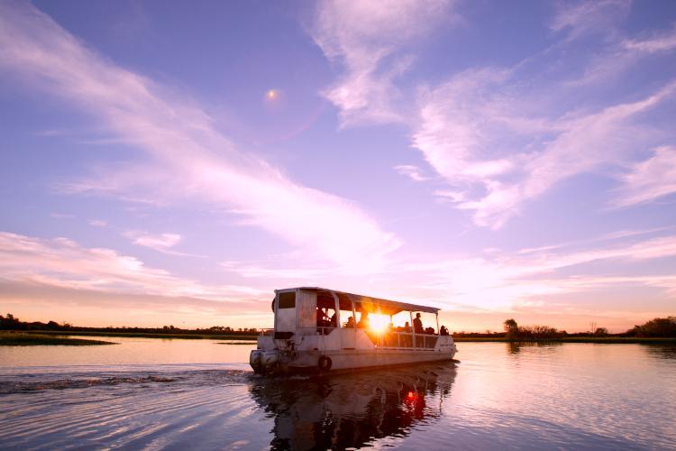 Day 1: Aankomst kennismakings avond met groep in Darwin. (1 september) Je wordt opgehaald van het vliegveld en naar je hotel gebracht. Hier zal s avonds de kennismaking met de groep plaatsvinden.