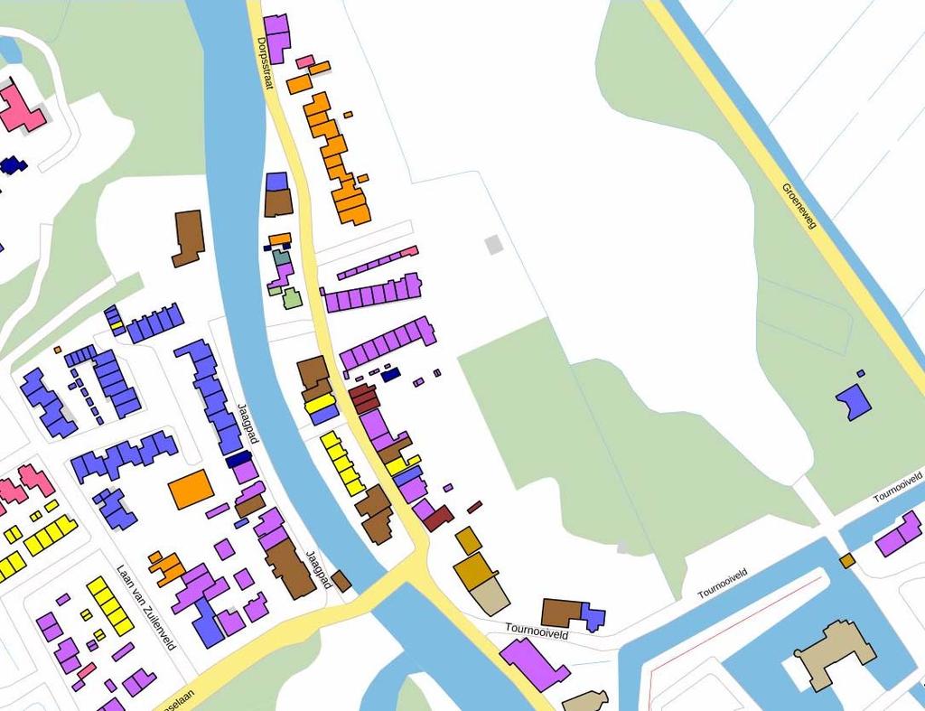 Gebouwen directe omgeving Uit informatie van de BAG-kaartviewer van het kadaster blijkt dat aan de Dorpsstraat diverse oude panden staan (zie figuur 2-3).