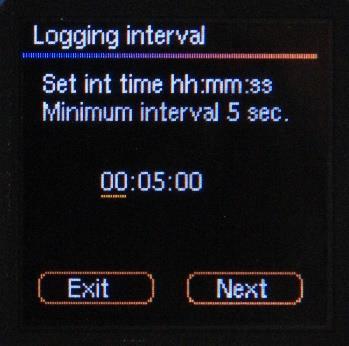 Ga naar Logger settings Interval time Enter 2. Stel de gewenste interval tijd: uu:mm:ss sluit af met Set. 4.3.