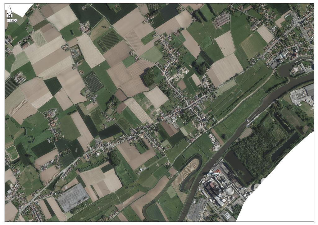 Aan beide zijden Oudenaardsesteenweg thv de Ruggestraat een nadar voorzien voor vermelding: P&R zone Ruien Elke nadar + C1 voorzien van vermelding: Doortocht