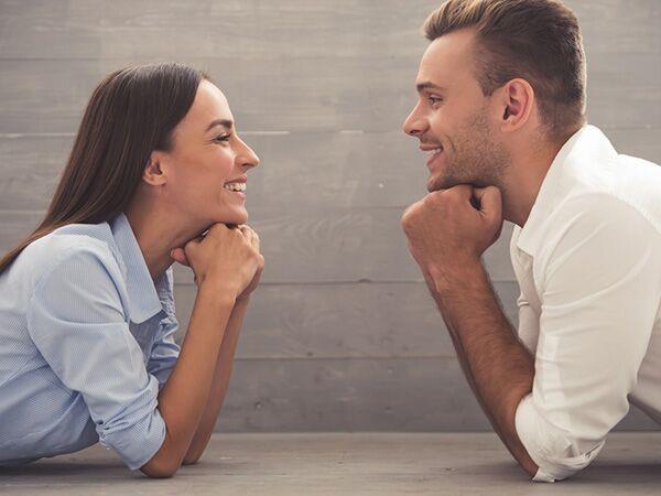 Workshop Zakelijk flirten Workshop Zakelijk flirten, een gesprek positief beïnvloeden Hoe spontaan ben jij op een netwerkbijeenkomst? Durf jij uit je comfortzone te komen?