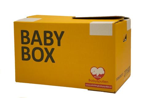 Door het verstrekken van gratis babypakketten krijgen kinderen de basisbehoeften waar ze recht op hebben.