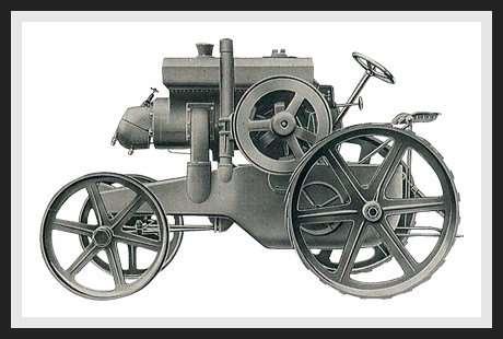 1923 De eerste Bubba gloeikop motor In 1923 werd door Bubba een gloeikopmotor ontwikkeld die ze monteerde op een CASE trekker.