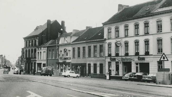 groef de overheid naast de vestingsgracht tussen de St Lievens- en