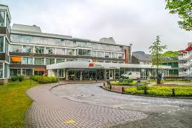 1. Inleiding Noordwest Ziekenhuisgroep locatie Alkmaar en Den Helder Intensive care & medium care Alkmaar 16