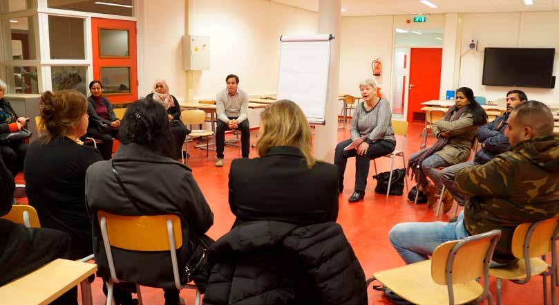 Thema: Talenten benutten en zichtbaar maken Mensen willen meer kortere marktgerichte vakopleidingen en het actueel houden van de opleiding tijdens de periode van de uitkering.