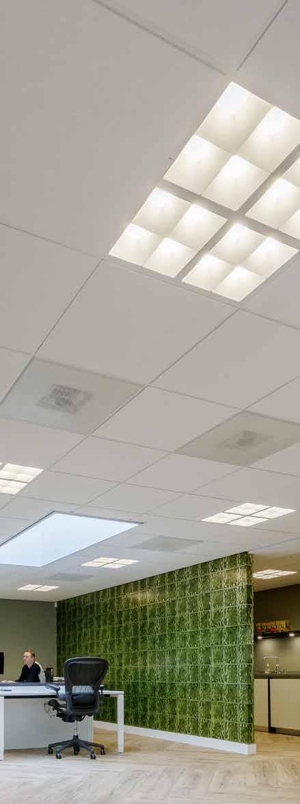 De nieuwe productiehal en de kantoorruimte zijn volledig voorzien van de laatste generatie LED armaturen.