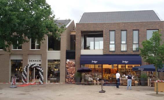 Centrum Twello VERVANGENDE NIEUWBOUW Inmiddels heeft de herinrichting van het gebied tussen de Duistervoordseweg, de Karel Doormanstraat en de Twellose Beek plaatsgevonden.