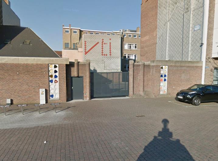 zullen verderzetten, dit omdat het mispelplein verkocht werd.